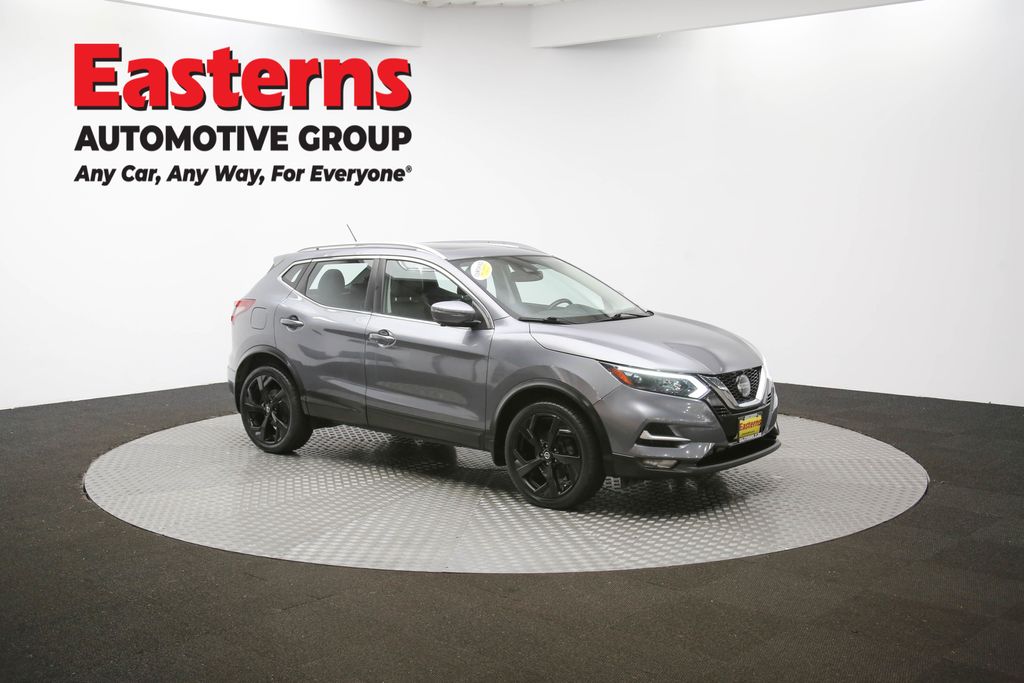 Used 2020 Gray Nissan SL image 51