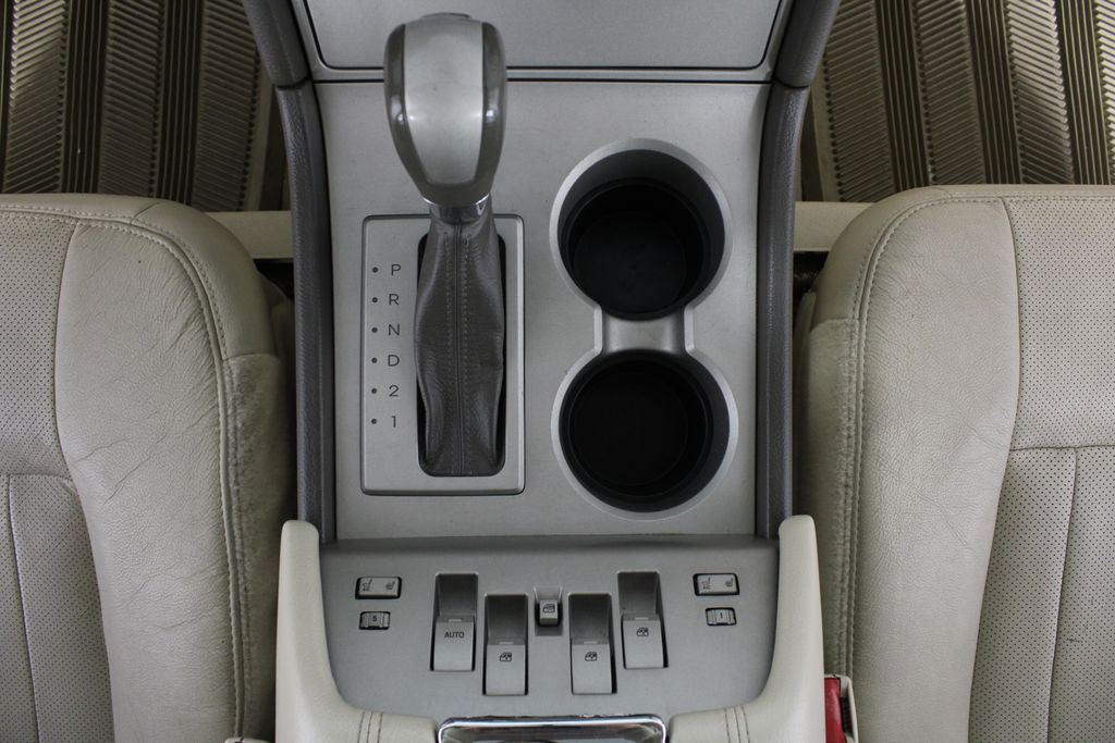 Used 2004 Lincoln Navigator for sale in 