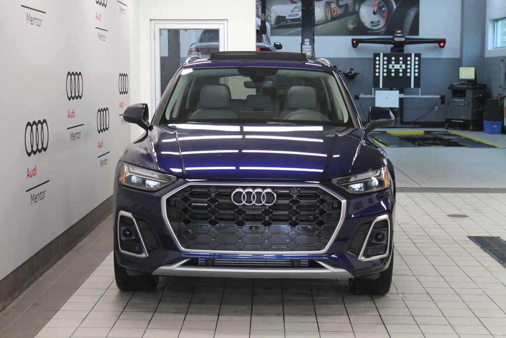 Thumbnail: 2023 Audi Q5 - 9