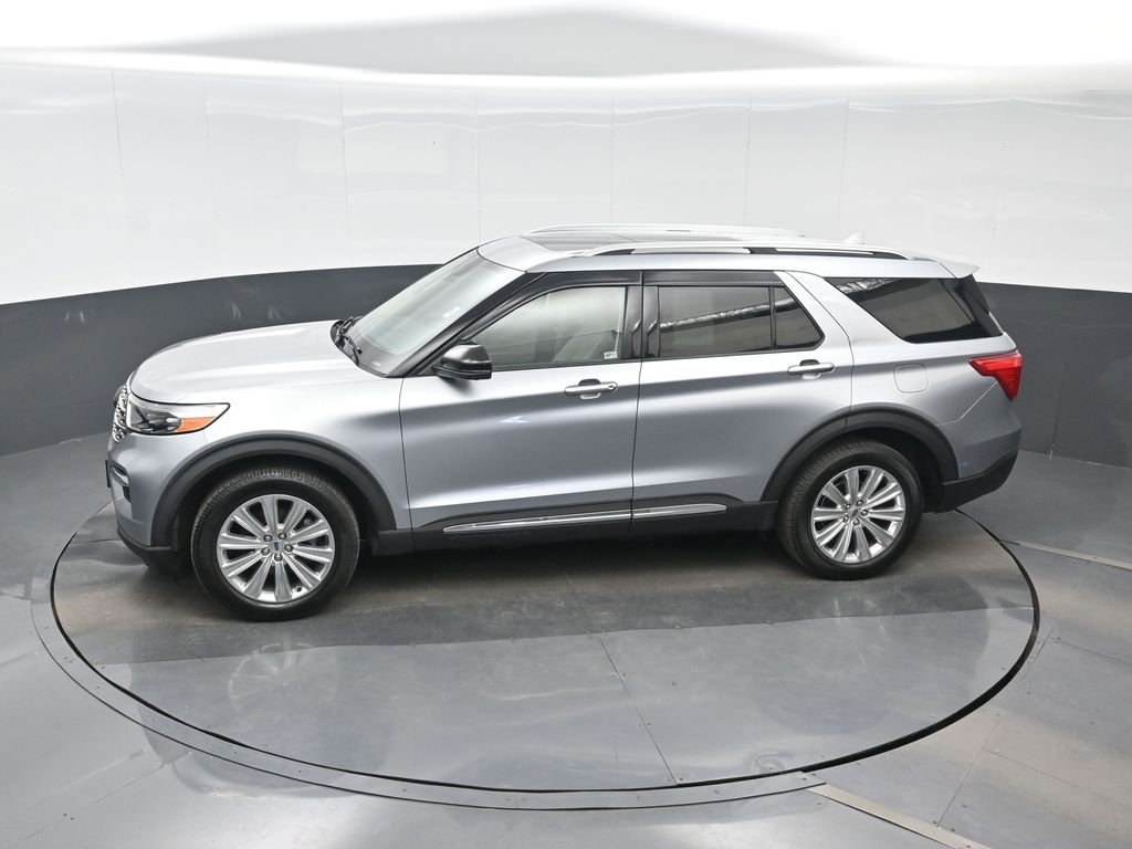 2020 Ford Explorer Limited Silver at Matthews Motors of Wilmington