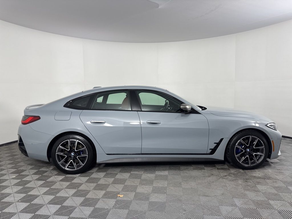 Thumbnail: 2024 BMW 4 Series - 4