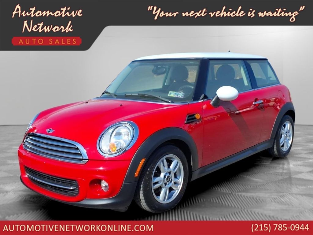 Chili Red 2013 MINI Cooper Hatchback FWD Hatchback Front-Wheel Drive 6-Speed Automatic