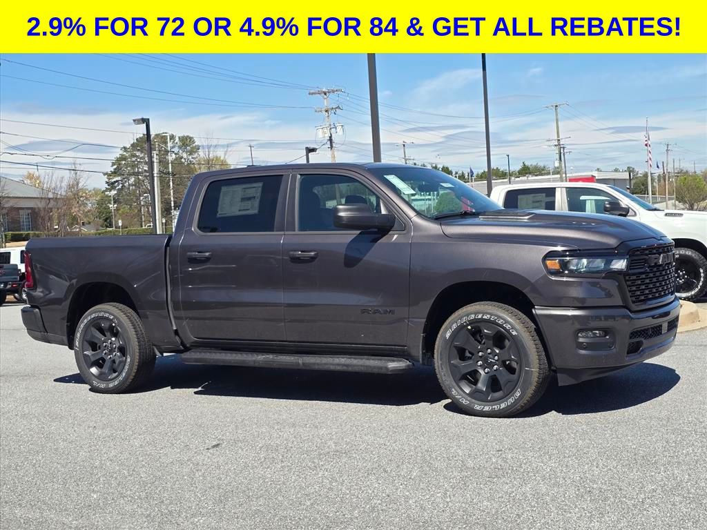 2026 RAM 1500 Express Crew Cab 4WD