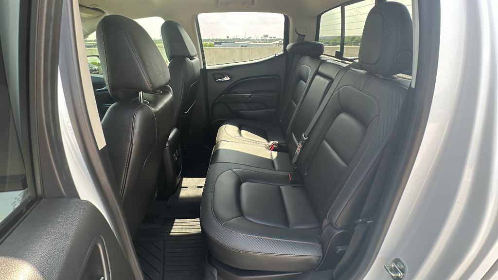 2021 GMC Canyon AT4 w/Leather White at AutoSavvy Houston Southwest