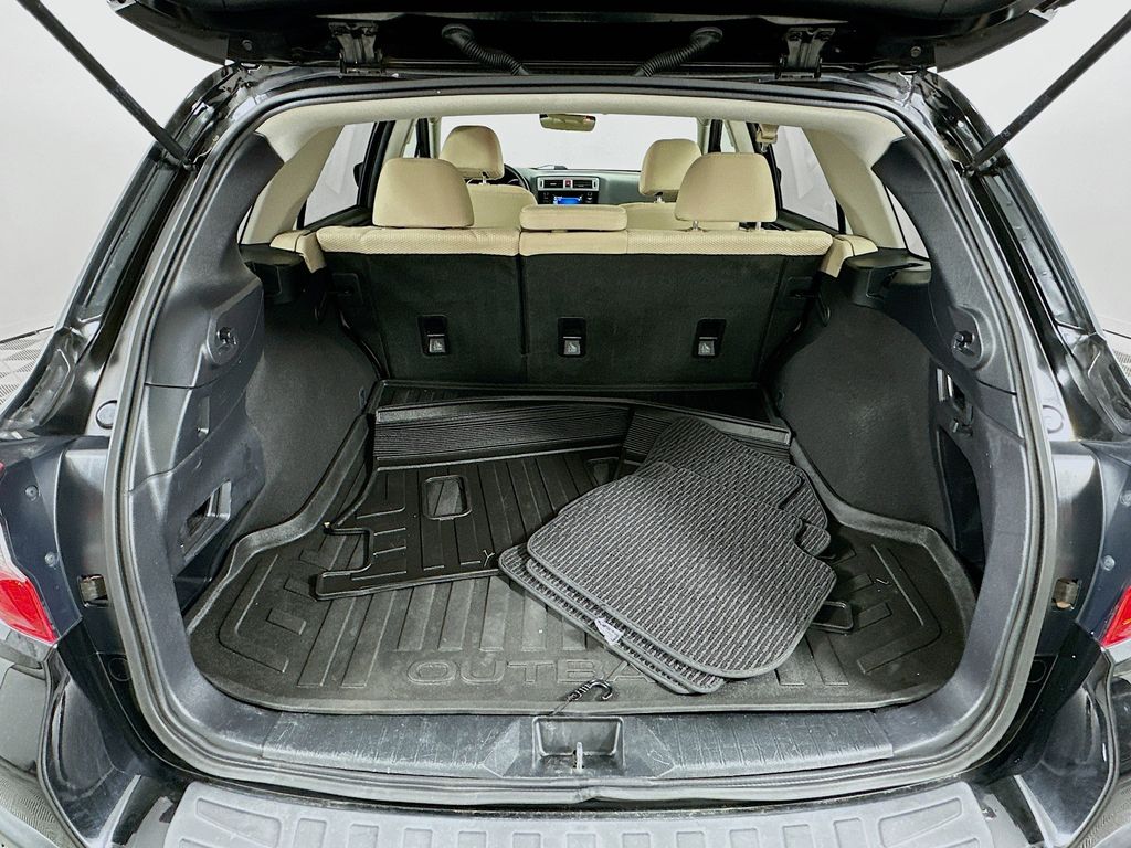 2018 Subaru Outback 2.5i 24