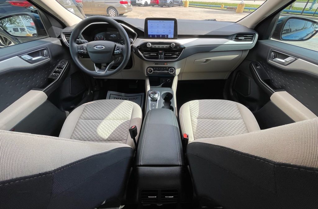 2020 Ford Escape SE Green at DeMontrond Ford