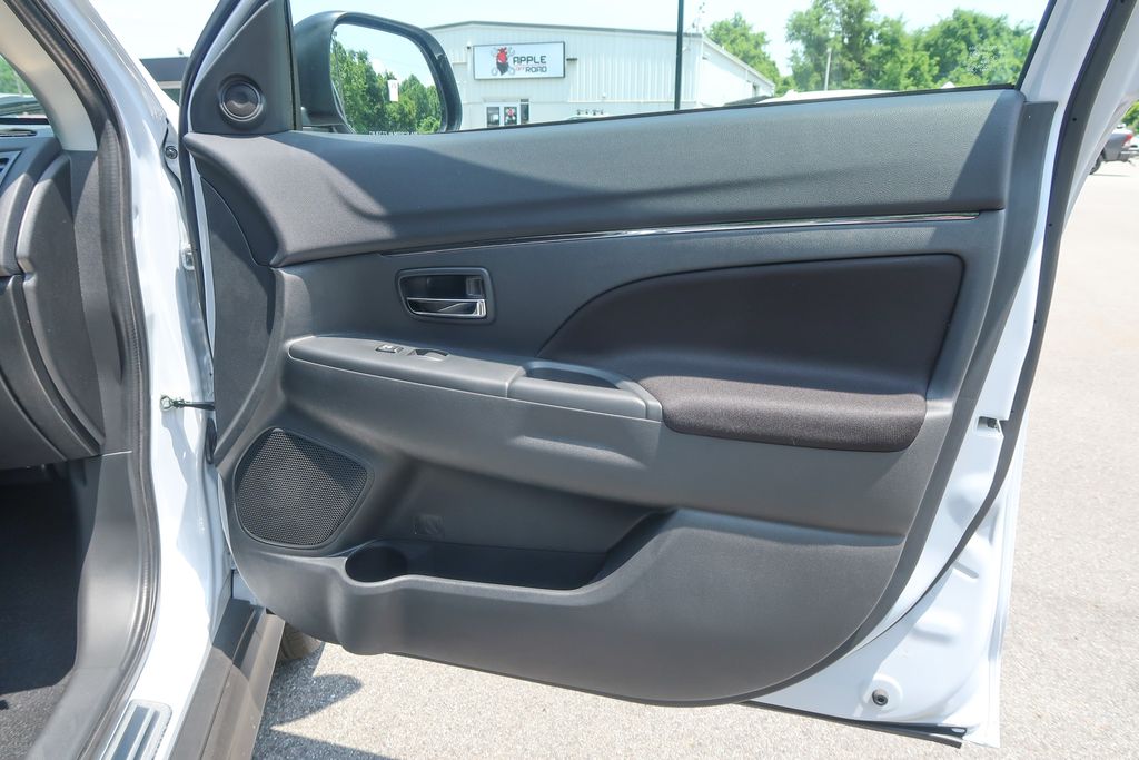 2026 Mitsubishi Outlander Sport 2.0 ES