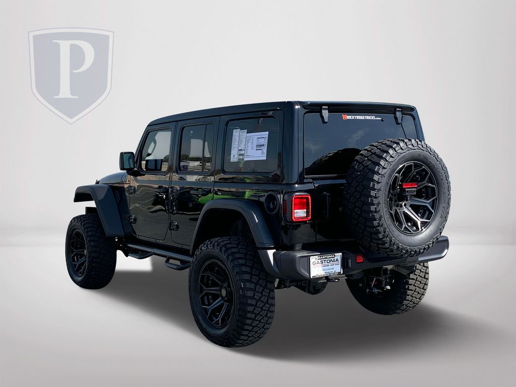 2025 Jeep Wrangler 4-Door Willys - Photo 6