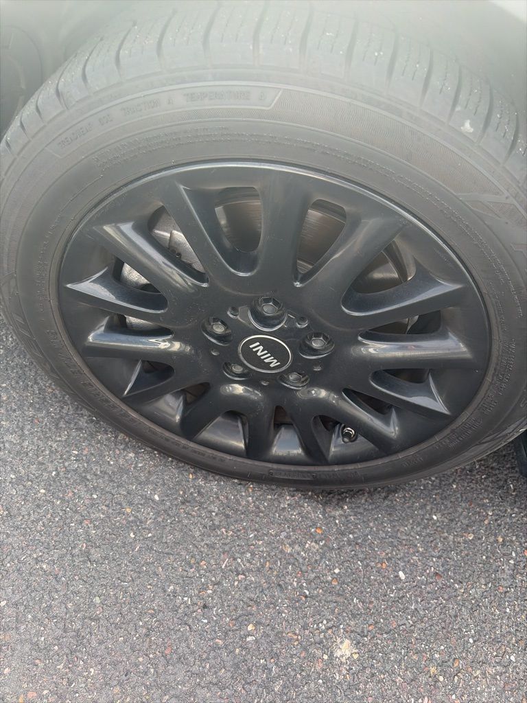 Thumbnail: 2015 MINI Cooper - 10