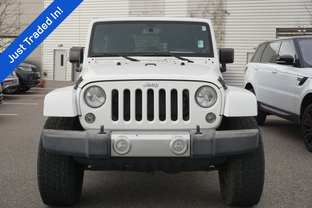 2014 Jeep Wrangler Unlimited Sahara 2