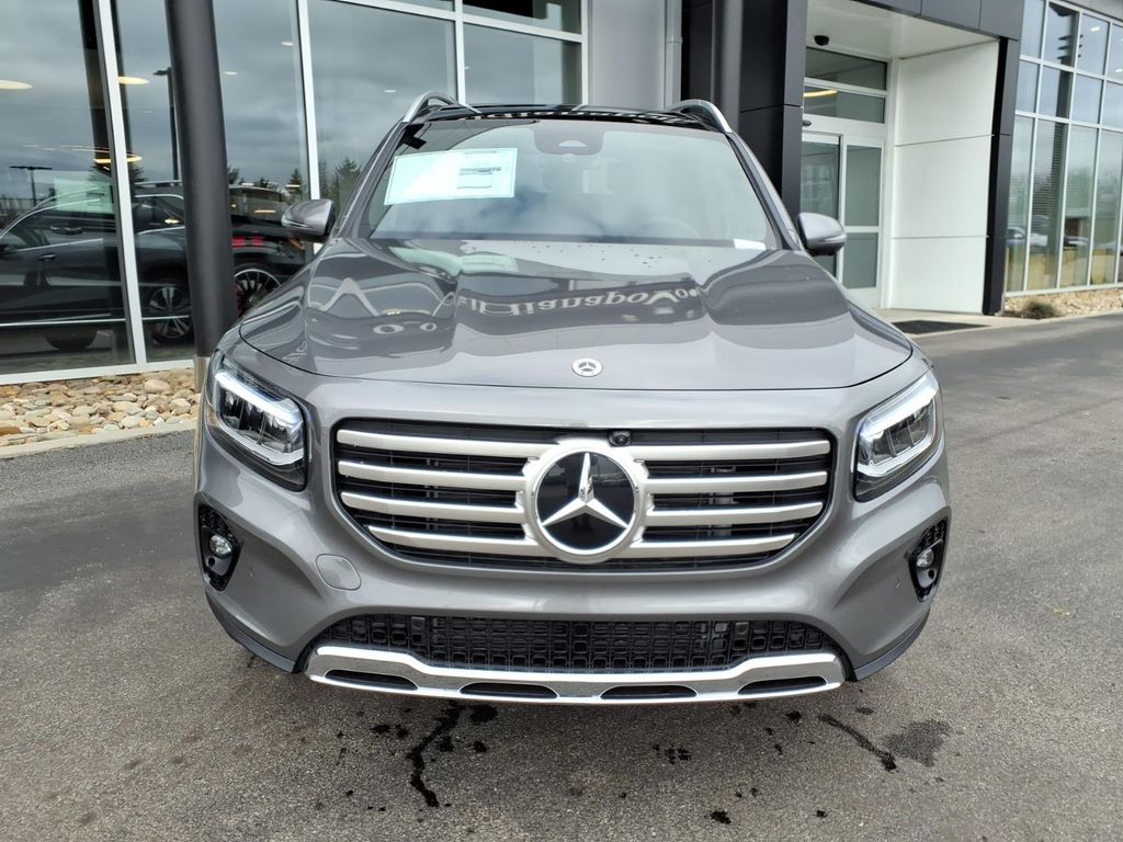 New 2026  Mercedes-Benz GLB 250 image 9