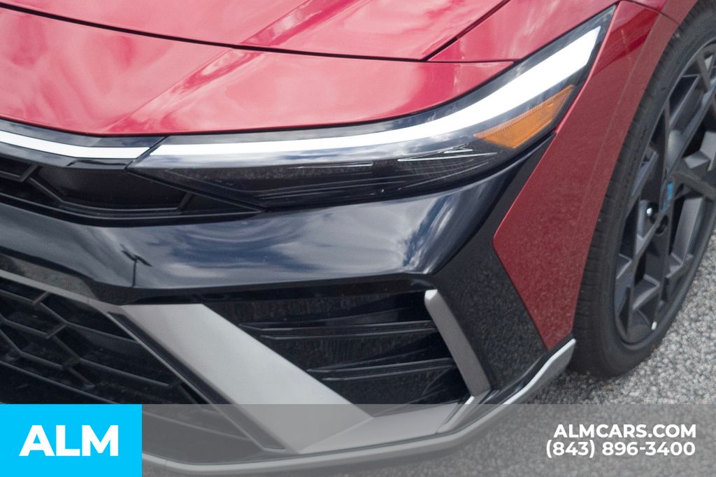 2025 Hyundai Elantra N Line - Photo 10