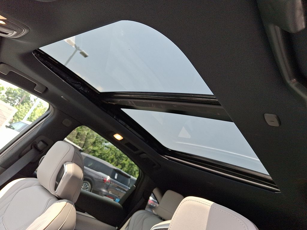 2027 INFINITI QX65 — photo 10