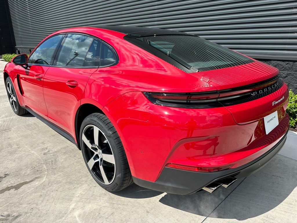 Thumbnail: 2025 Porsche Panamera - 3