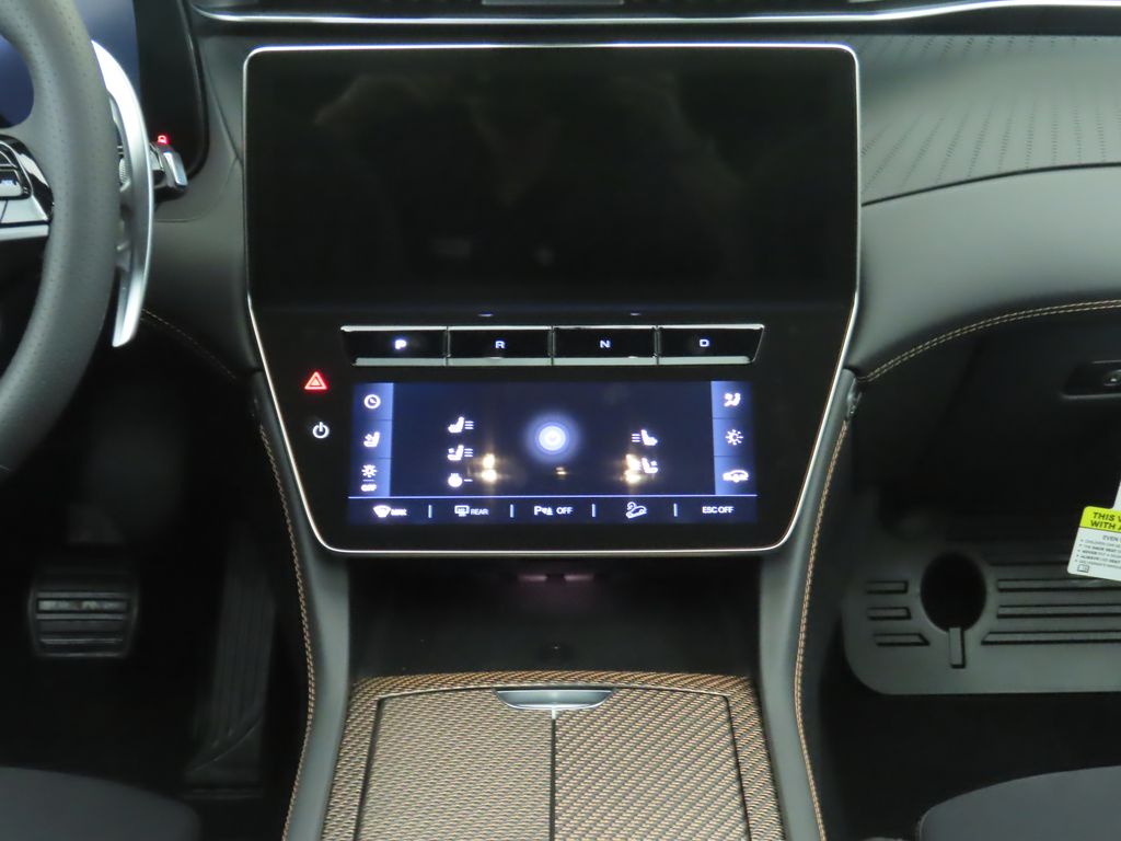 Thumbnail: 2025 Maserati Grecale - 14