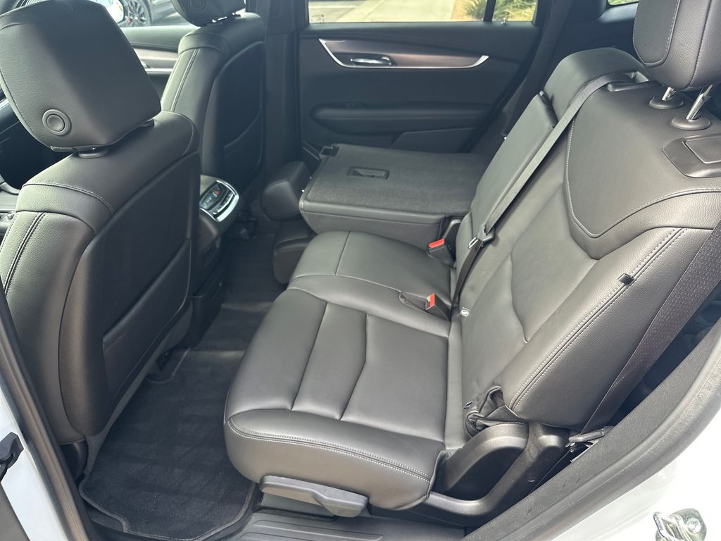 Used Car 2025 Cadillac Xt6  Luxury For Sale Under $50,000 In Austin, Texas