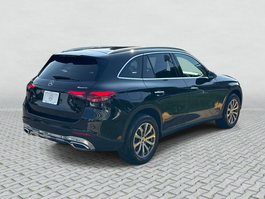 Thumbnail: 2026 Mercedes-Benz GLC - 5