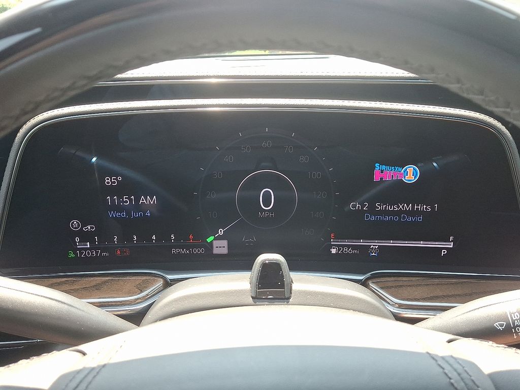 2024 Cadillac Escalade ESV Sport Platinum 23