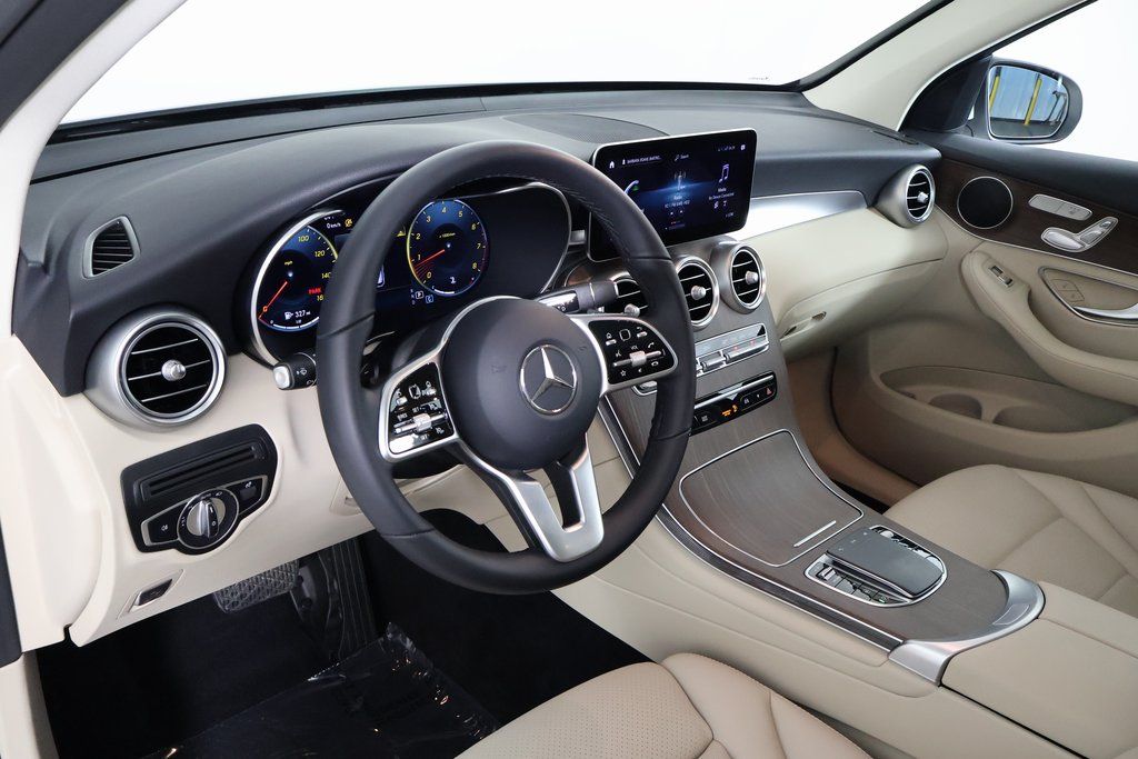 Thumbnail: 2022 Mercedes-Benz GLC - 7