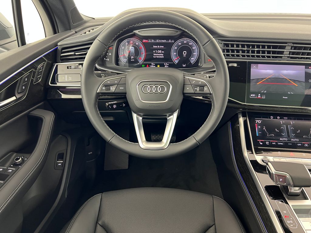 Thumbnail: 2025 Audi Q7 - 13