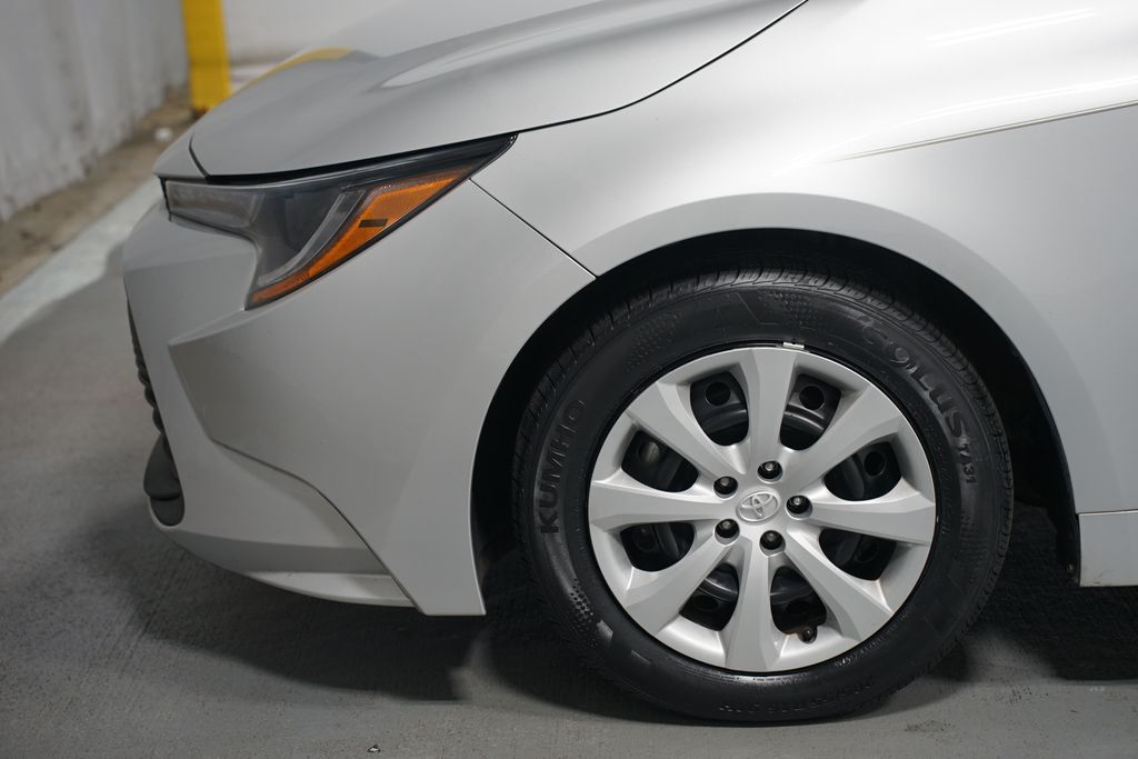 Thumbnail: 2024 Toyota Corolla - 5