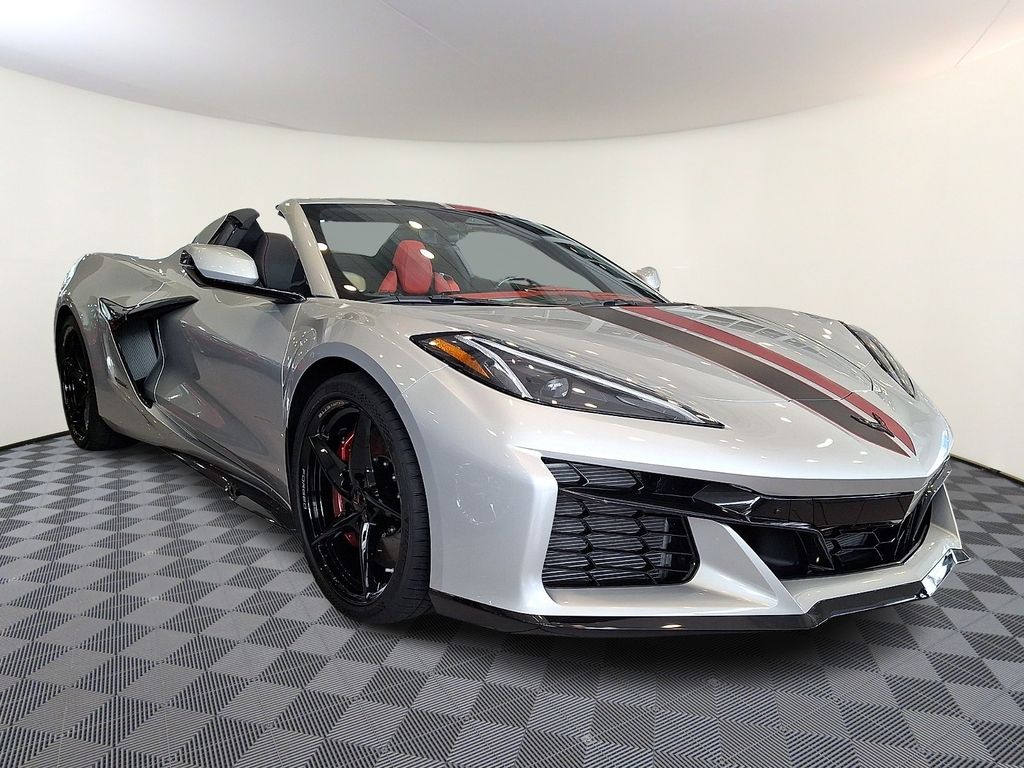 Blade Silver Metallic 2026 Chevrolet Corvette E-Ray Convertible All-Wheel Drive 8-Speed Dual Clutch
