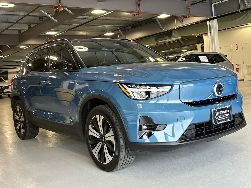 Fjord Blue Metallic 2023 Volvo XC40 Recharge Twin Plus eAWD SUV / Crossover All-Wheel Drive 1-Speed Automatic