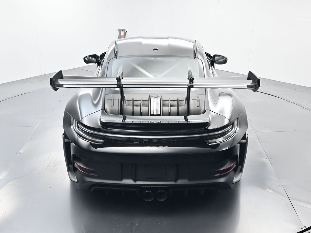 Used 2024  Porsche  image 42