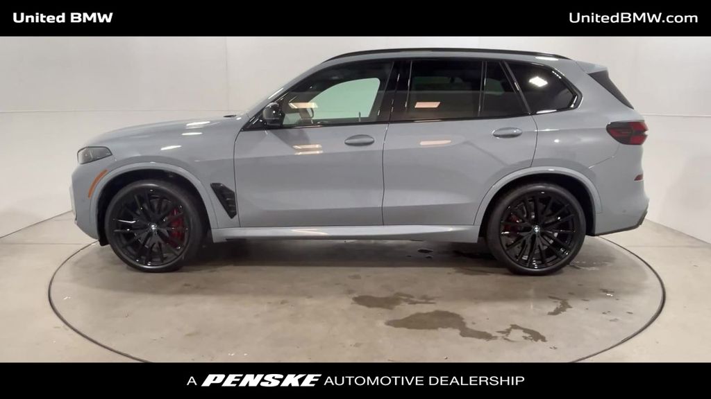 2025 BMW X5 M60i 5