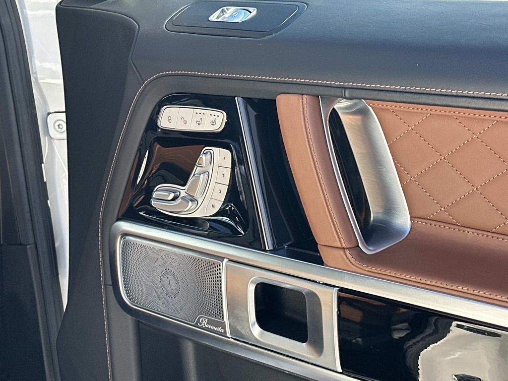 Thumbnail: 2021 Mercedes-Benz G-Class - 20