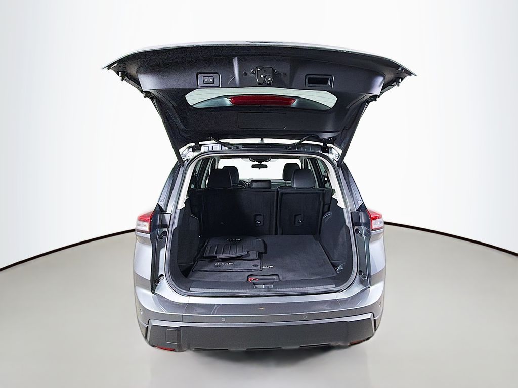 Used 2025 Nissan Rogue SUV