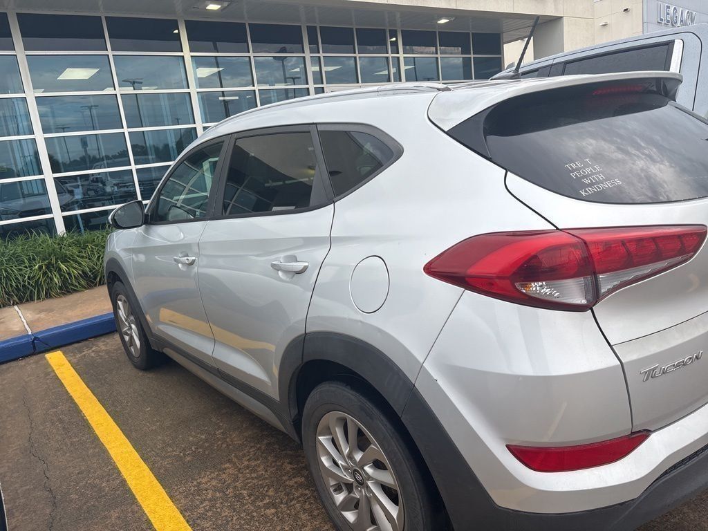2017 Hyundai Tucson SE Silver at Baytown Hyundai