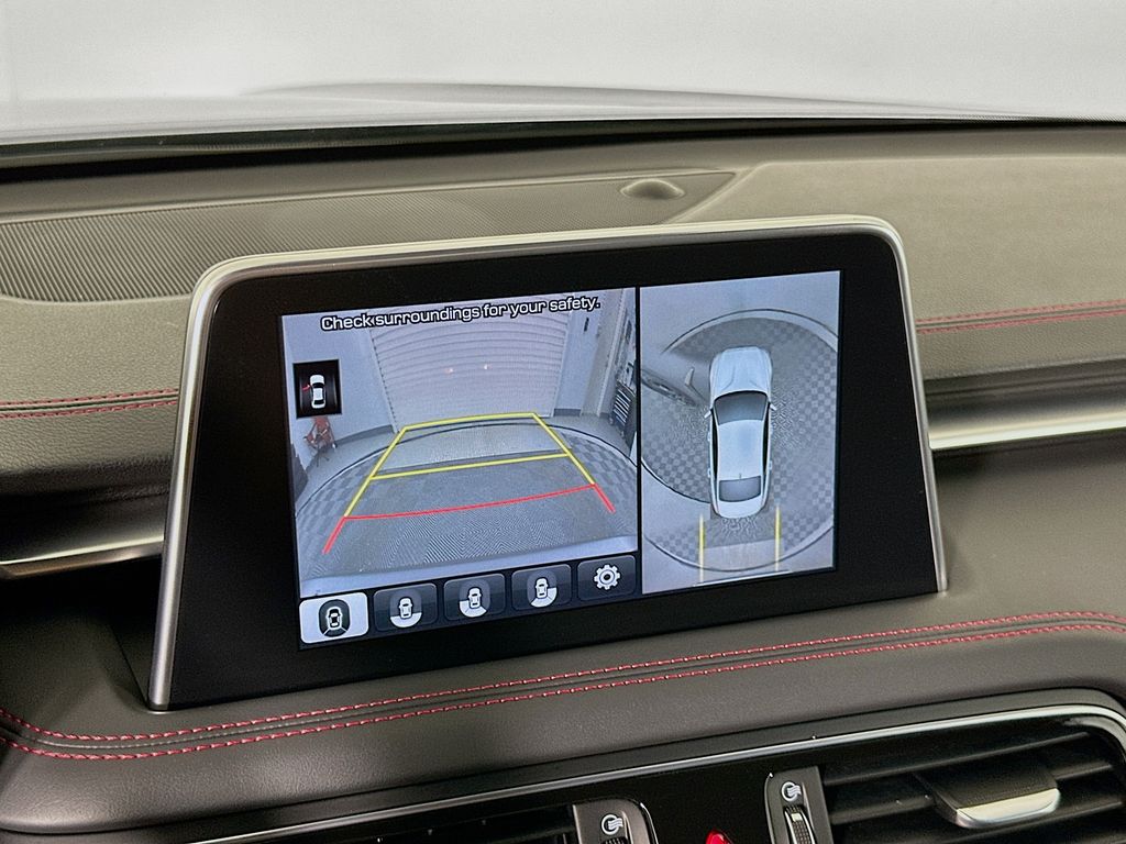 Thumbnail: 2020 Genesis G70 - 14
