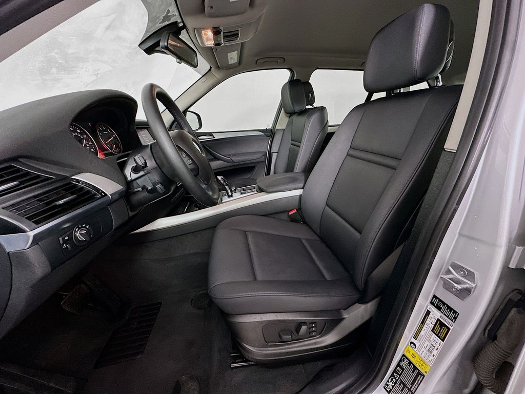 Thumbnail: 2013 BMW X5 - 19