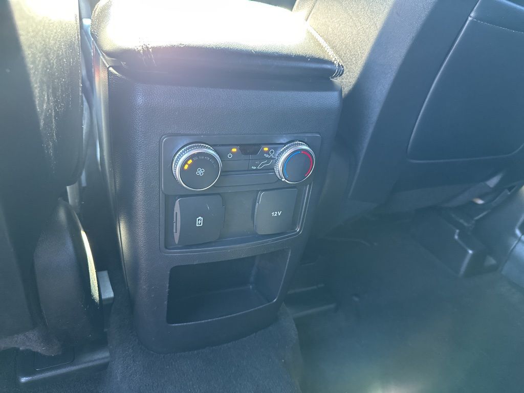 Used Car 2020 Ford Explorer  Xlt For Sale Under $25,000 In Austin, Texas