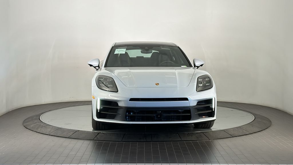 Thumbnail: 2025 Porsche Panamera - 10