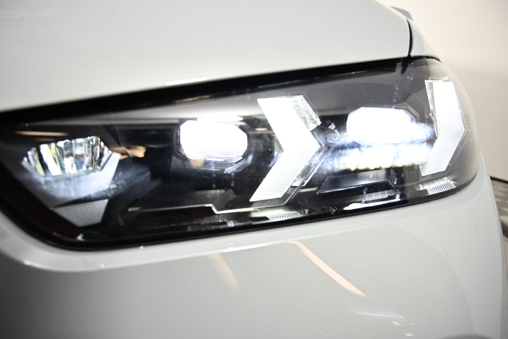 2026 BMW X5 xDrive40i 9