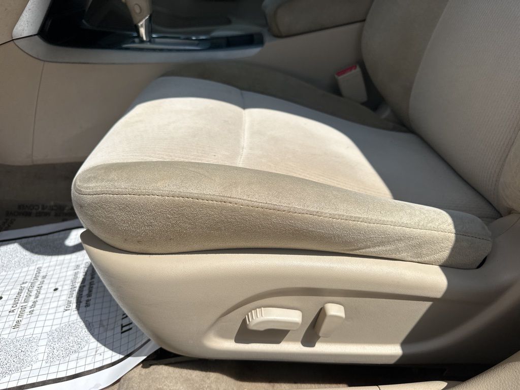 2013 Cayenne Red Metallic Nissan Altima 2.5 S FWD Sedan