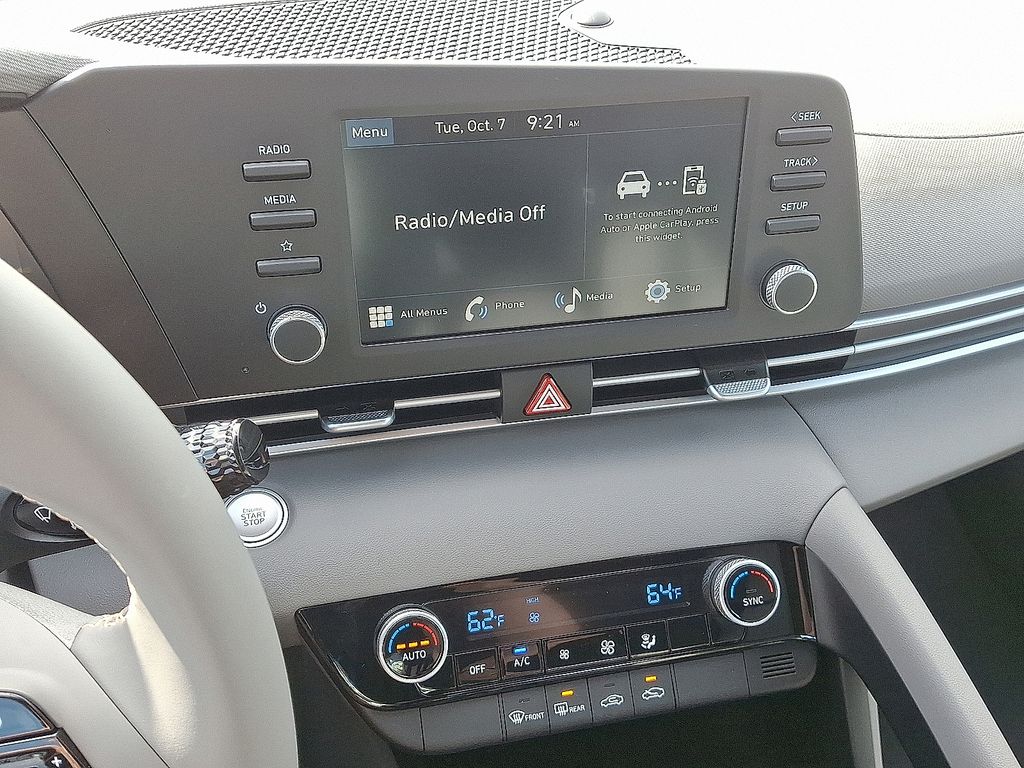 Thumbnail: 2025 Hyundai Elantra - 9