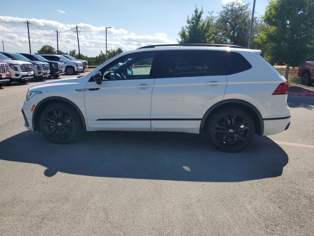 Used Car 2022 Volkswagen Tiguan  2.0t Se R-line Black For Sale Under $25,000 In Austin, Texas