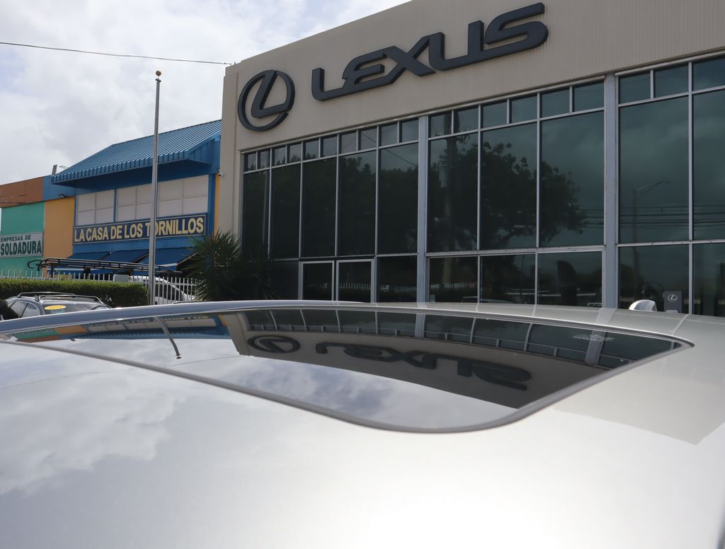 Thumbnail: 2026 Lexus RX - 11