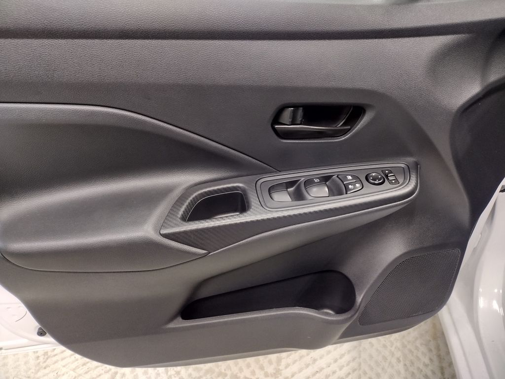 2022 Nissan Versa 1.6 S