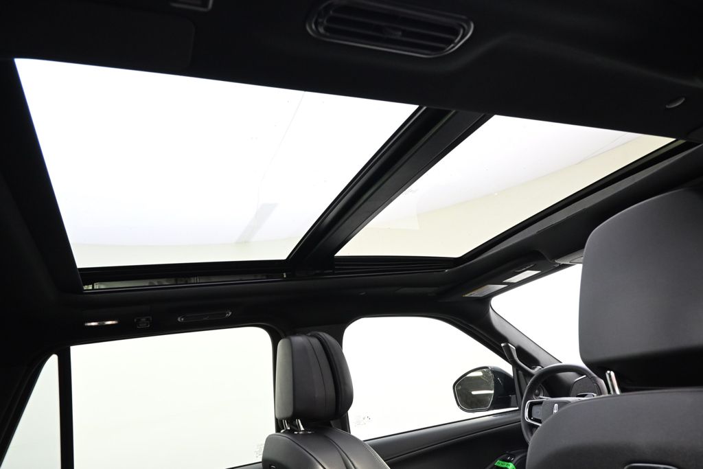 New 2026 Black Lincoln Reserve image 17