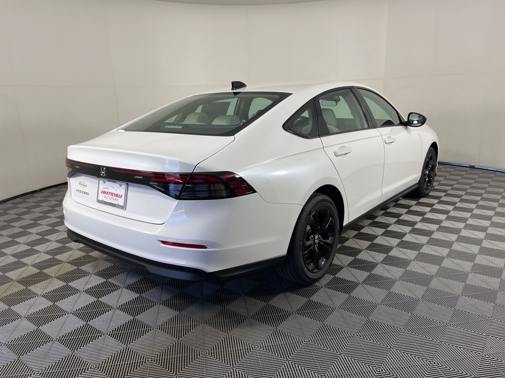 Thumbnail: 2025 Honda Accord - 5