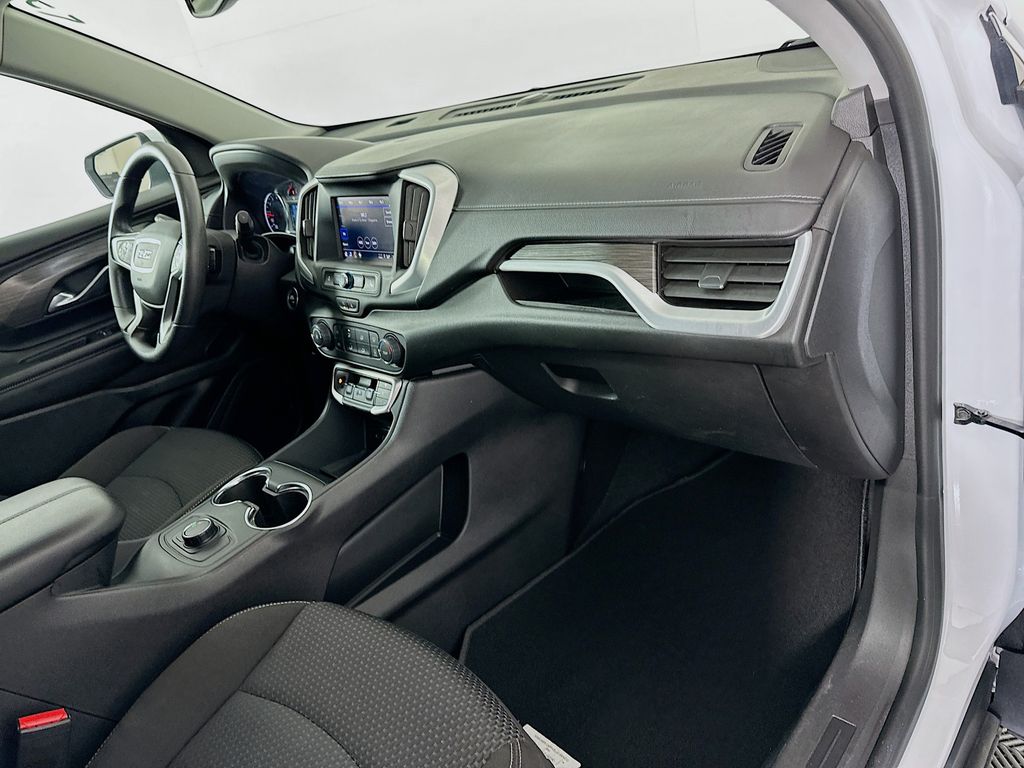 Thumbnail: 2024 GMC Terrain - 28