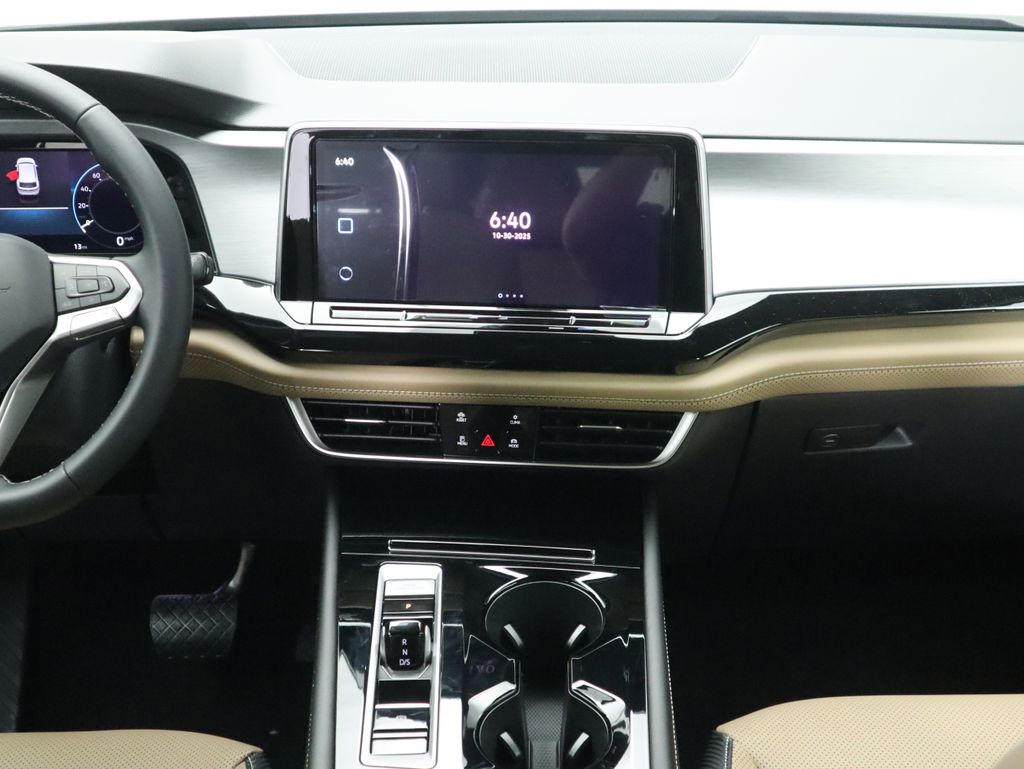 Thumbnail: 2026 Volkswagen Atlas - 14