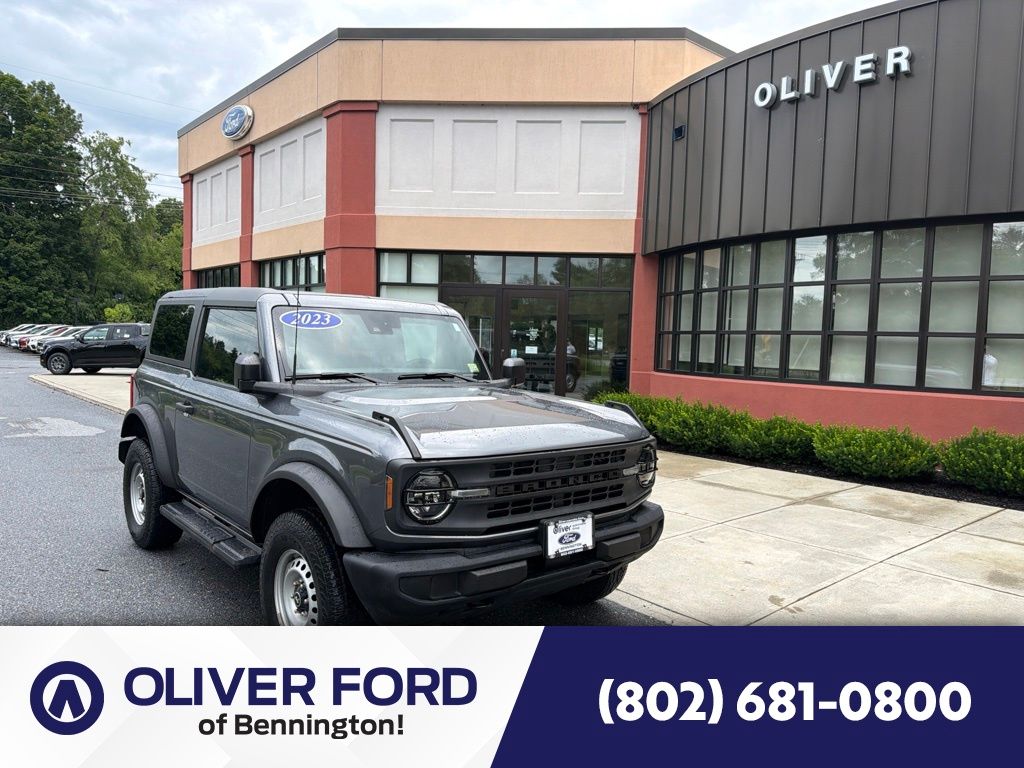 Carbonized Gray Metallic 2023 Ford Bronco SUV / Crossover Four-Wheel Drive 7-Speed Manual