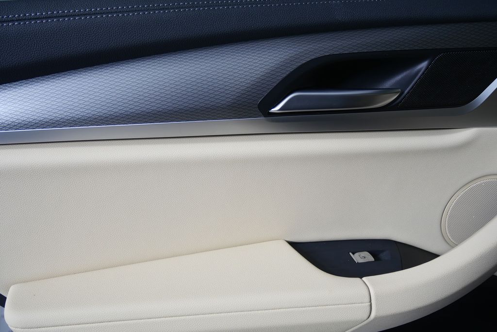 Thumbnail: 2021 BMW X3 - 14