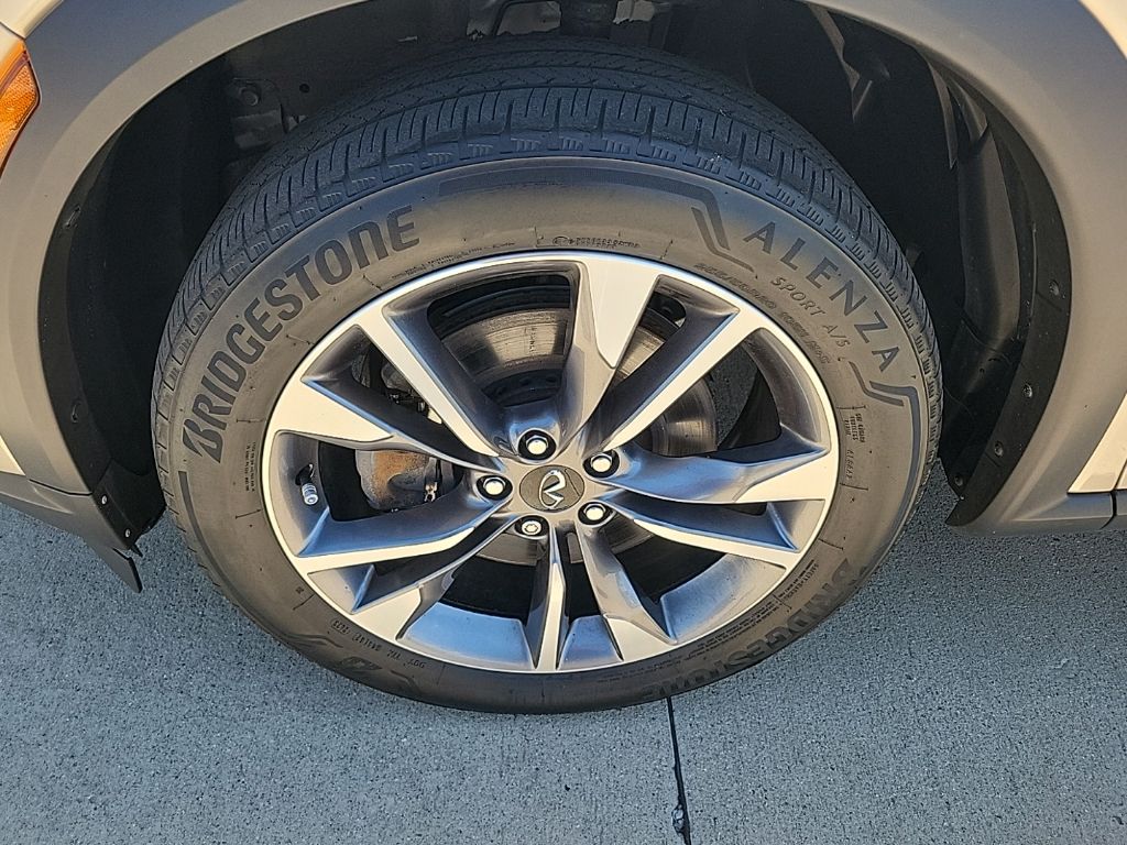 Used 2024 Infiniti QX60 SUV