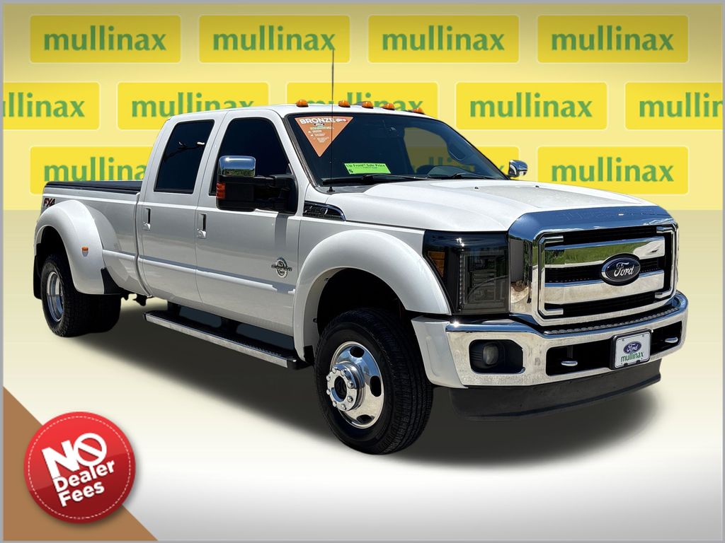 White Platinum Clearcoat Metallic 2012 Ford F-450 Super Duty Pickup Truck Four-Wheel Drive 6-Speed Automatic Overdrive
